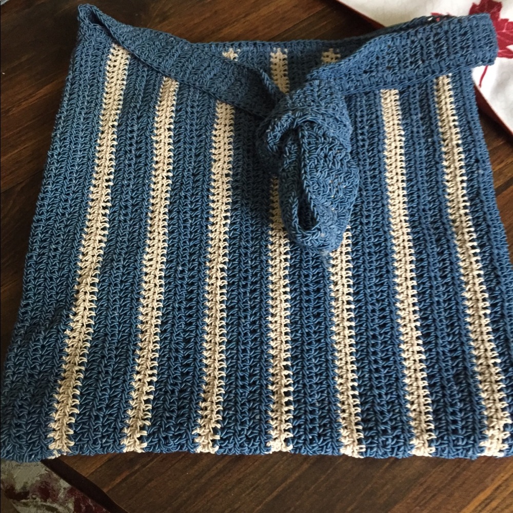 Tote - Picture 3 of 3